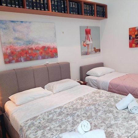 Lovely Apartment In Athens Center Kültér fotó